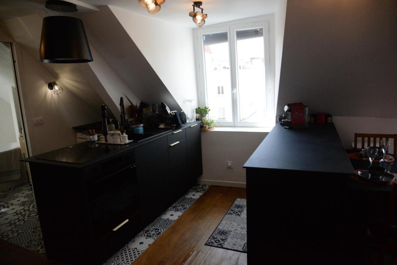 Martyrs Appartement Parijs Buitenkant foto